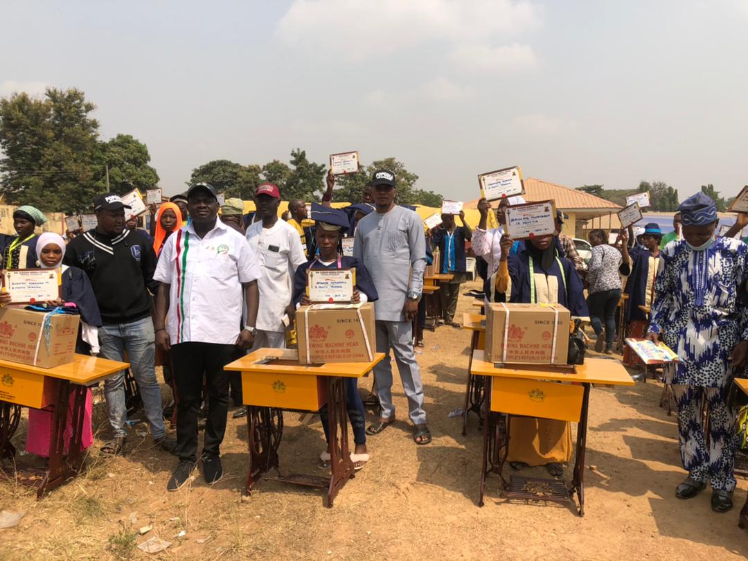 Oyo Lawmaker, Popoola Fulfills Campaign Promises Via Empowerment of Constituents On Skills Acquisition, Presentation of Cash To Women