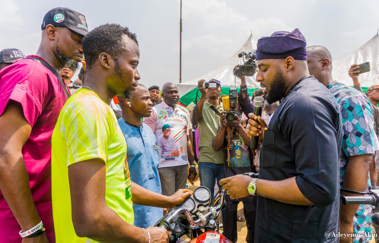 Ibadan North Agog As Oyo Lawmaker, Babajide Jagaban Commissions 8 Additional Boreholes, Empowers Constituents With Tricycle, Bikes, Deep Freezers, Sewing Machines, Hair dryers, Generators, 5m Cash Gifts