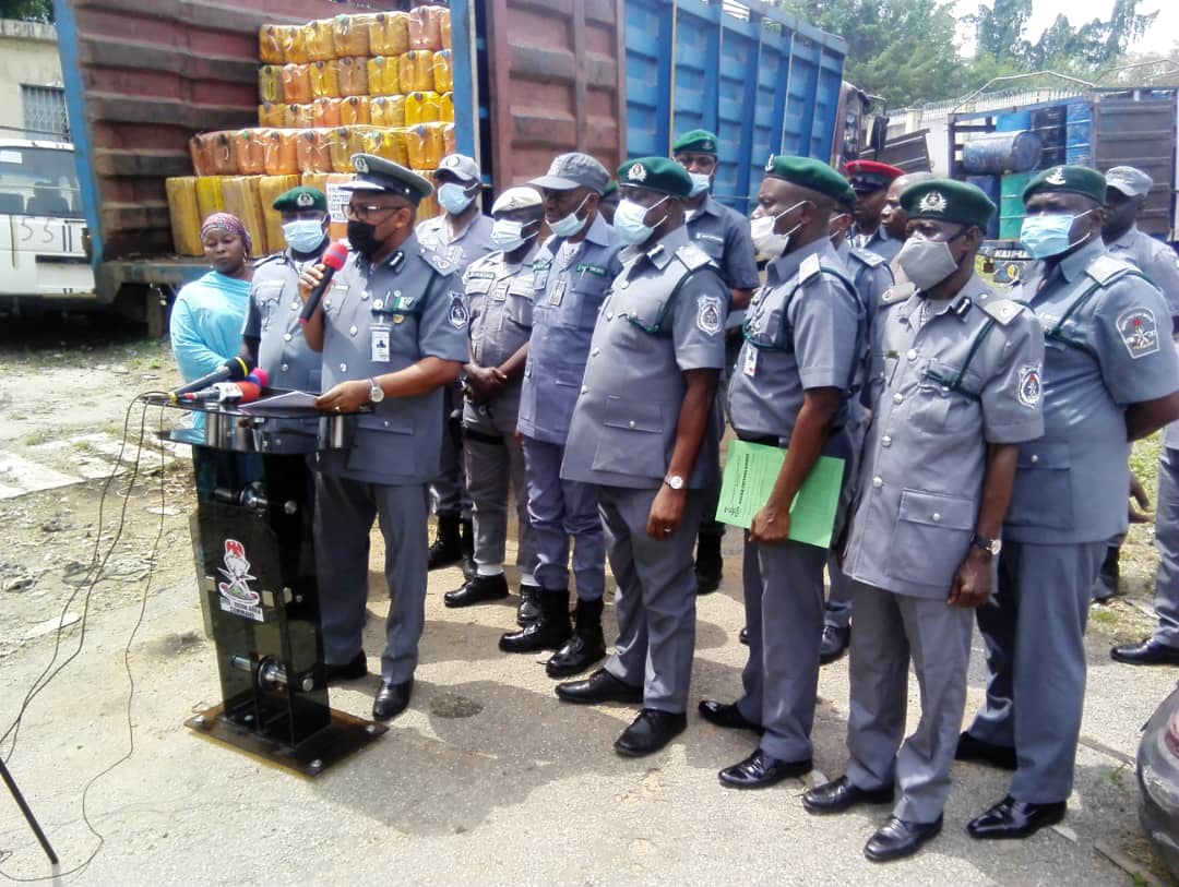 Oyo/Osun Customs Command Intercepts, Seizes 35,425 Litres Of PMS Attempt To Smuggle Out Of Nigeria