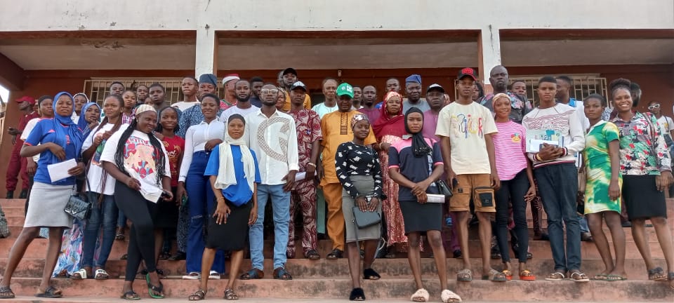 Oyo Speaker, Ogundoyin Redeems Pledge To Another 100 Students As 4th Bursary Award Holds Today
