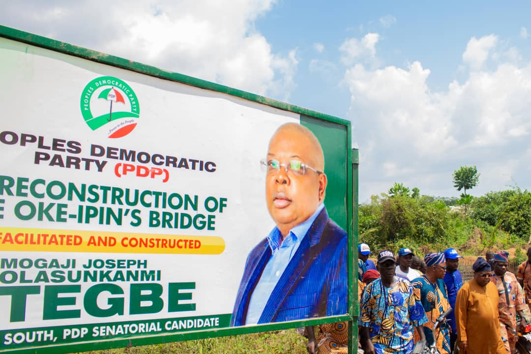 PDP Candidate For Oyo South, Tegbe Reconstructs Oke-Ipin Bridge In Eruwa