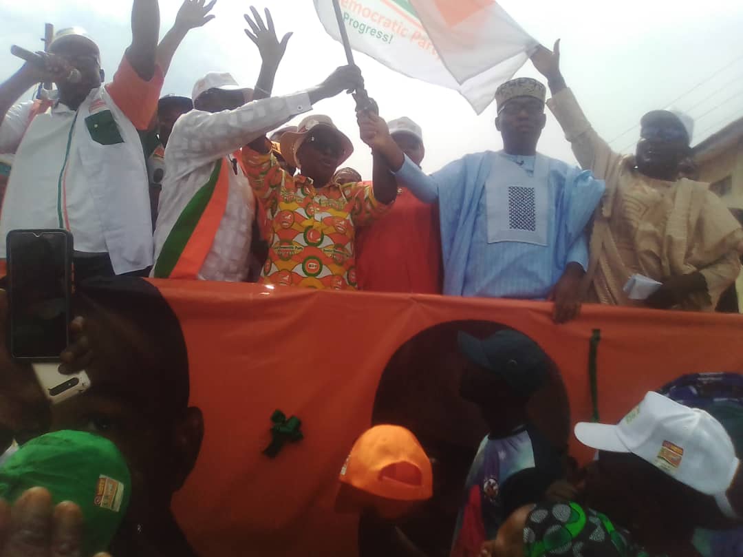 2023: Iseyin Agog As Mulikat Flags Off Senatorial Campaign Under SDP