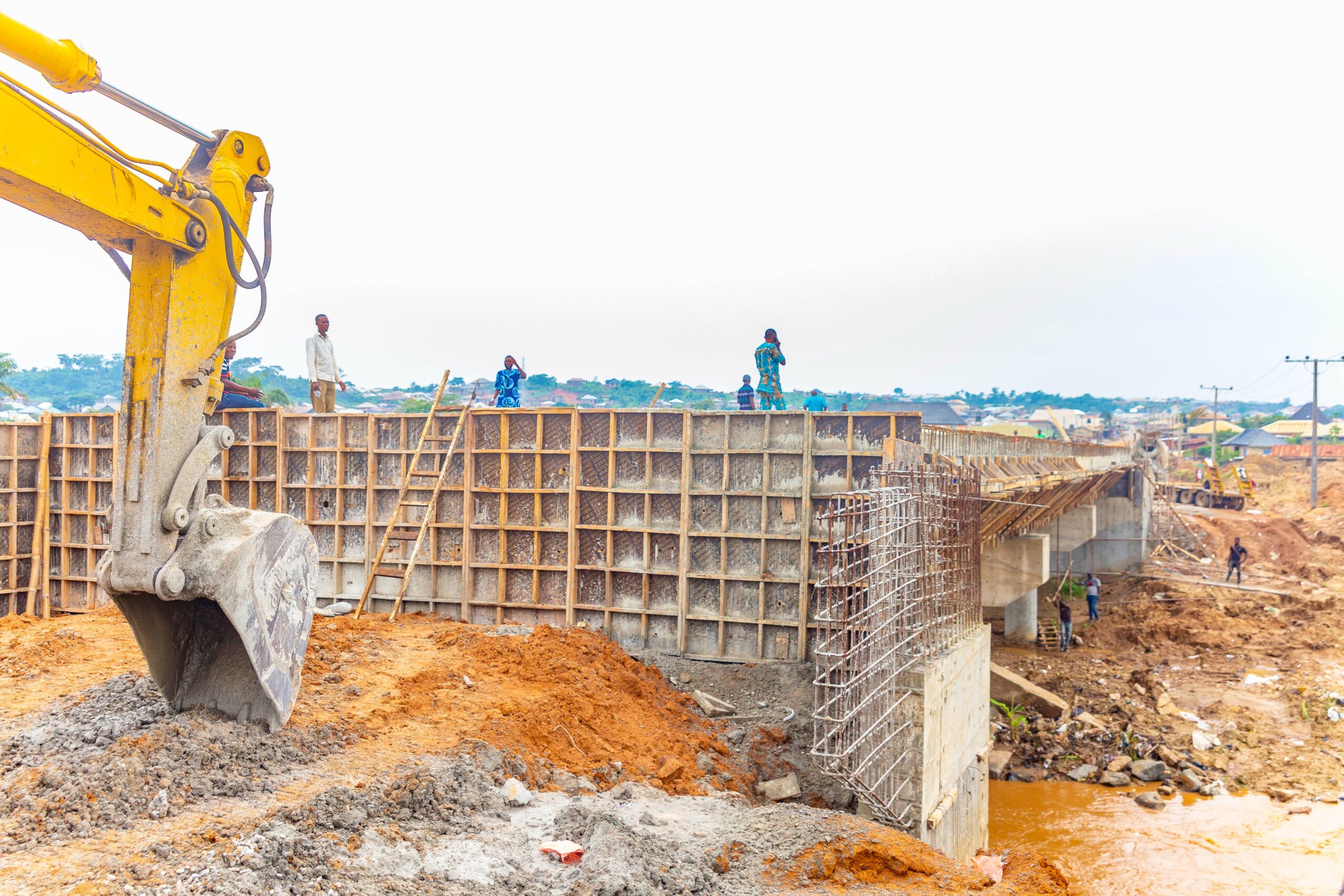 Ibadan: Ona-Ara Residents Appeal To Makinde To Ensure Asphalt Tarring Over Olorunsogo-Tioya Road To Avoid Wash-Away