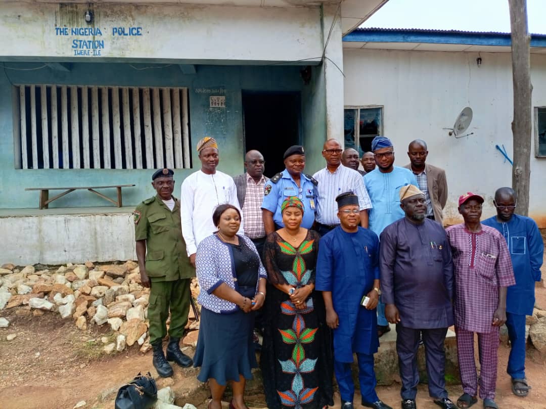 Extra Judicial Killings: Anthony Ogunsola In Attendance As Oyo Assembly Visits Iwajowa On Fact-finding Mission