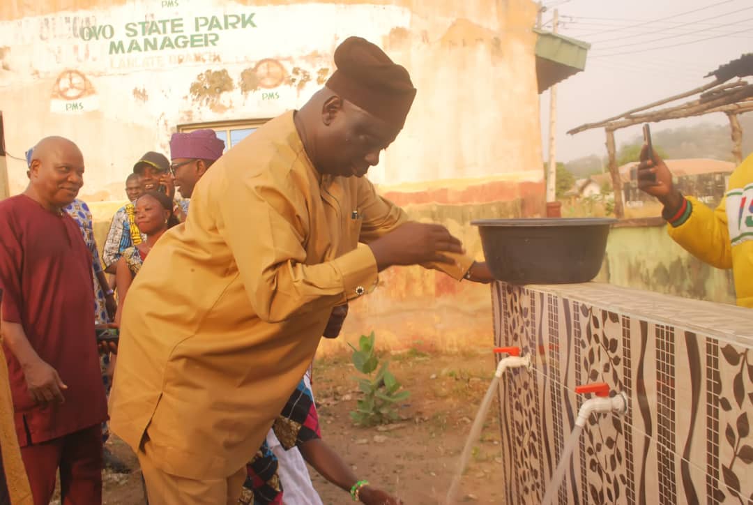 Sen. Alli Donates 38th Water Project To Lanlate Residents