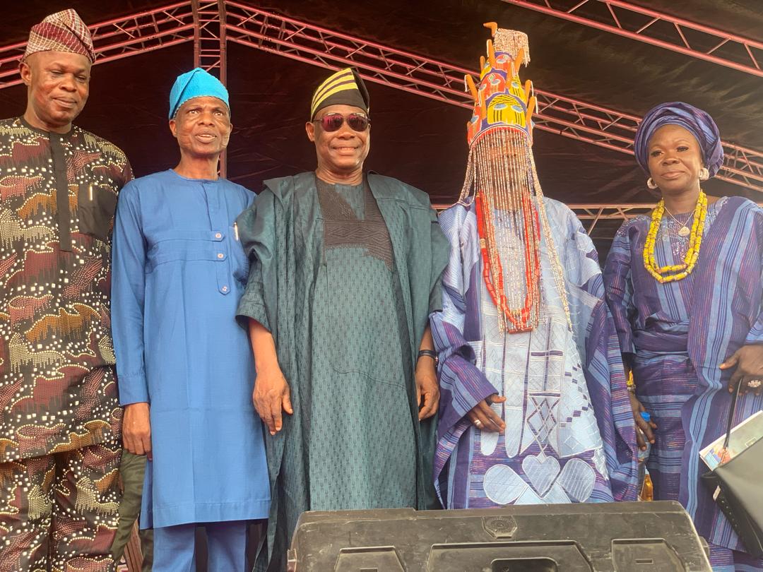 Guard Against Illegal Mining In Your Domain — Oyo Govt Warns Newly Installed Asigangan, Oba Ariwoola