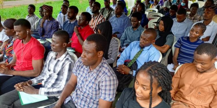 Bursary Awards: Makinde Releases N554.9 Million To 2,950 Students