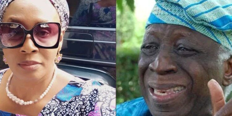 Kemi Olunloyo Disowns Family, Refuses Condolences Over Father’s Death