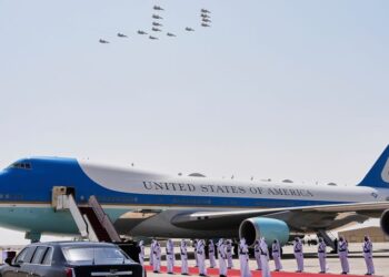 Gifting The Presidency: $400M Qatar Jet Sparks Debate Over Foreign Influence