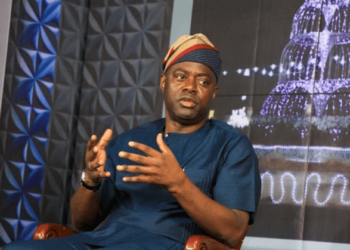 Makinde’s Age Benchmark: Don’t Destroy Your Good Work — Farounbi Warns Makinde