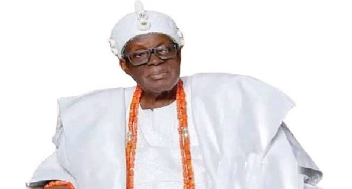 Egbeda LG Chairman, Sikiru Sanda Commemorates Olubadan’s Legacy