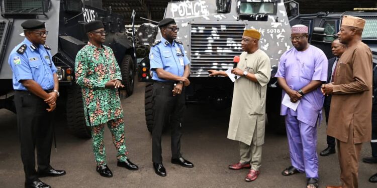 Makinde Boosts Oyo State Security With 6 New Armoured Personnel Carriers
