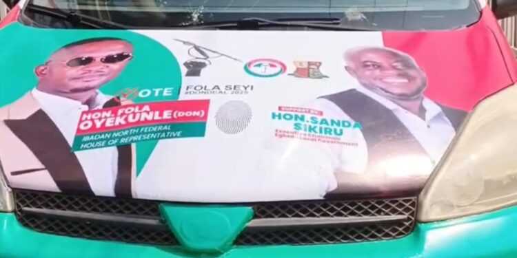 Grassroots Leadership: Egbeda LG Chairman, Sikiru Sanda Invest In PDP Candidate, Fola Oyekunle’s Aspirations