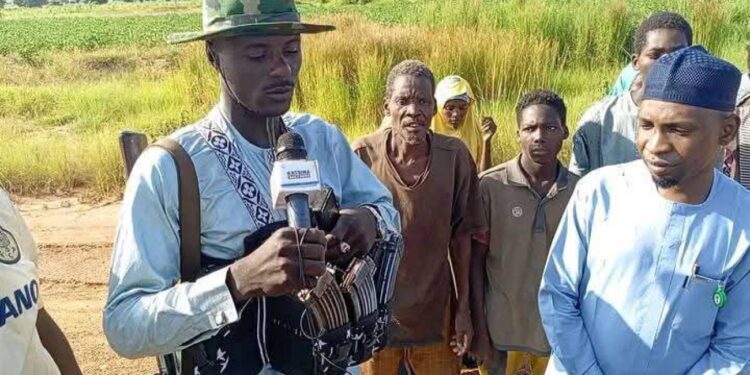 28 Freed As Notorious Bandit Commander Garwa Meets Gov’t Officials, Agrees To Peace