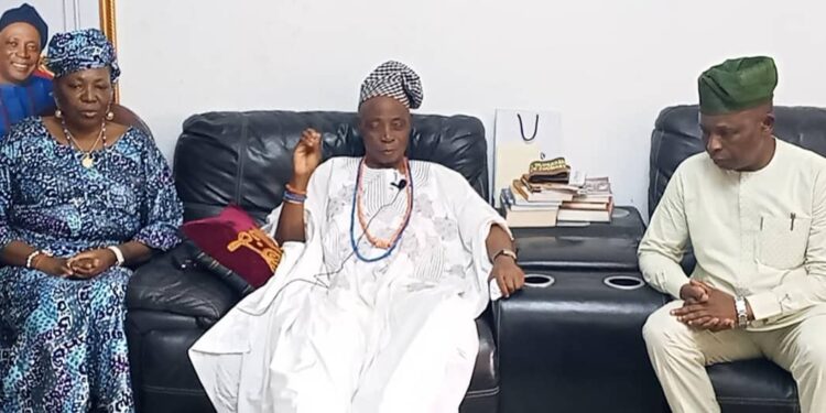 OLUBADAN: Despite Being Distracted, Tinubu Is Focused — Says Oba Ladoja As Monarch Receives AGF, Lateef Fagbemi