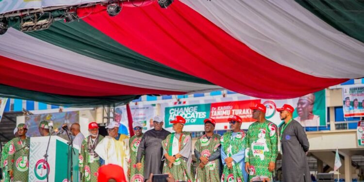 Egbeda LG Chairman, Sanda Commends Makinde’s Steadfast Commitment To PDP’s Growth On Successful PDP Convention
