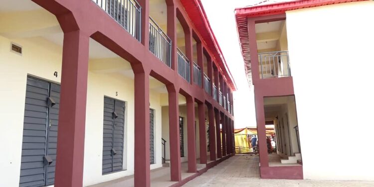 Makinde Unveils Ultramodern Market With 406 Shops, Boosting Commerce