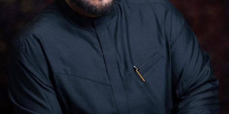 The Lyrics Connection: How Akin Shuga’s Career Took Off | Olusola Obasola