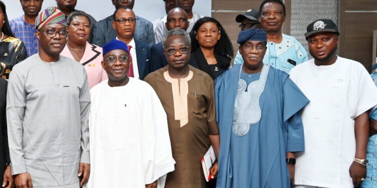 Makinde Orders 13th Month Salary, Arrears For LAUTECH Hospital Staff, Inaugurates Board, Directs Revamp Of Oyo Annex Within 12 Months