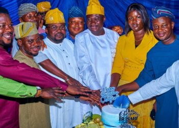 Veteran Politician, Busari Olayemi Celebrates Birthday With PDP Stalwarts And Leaders