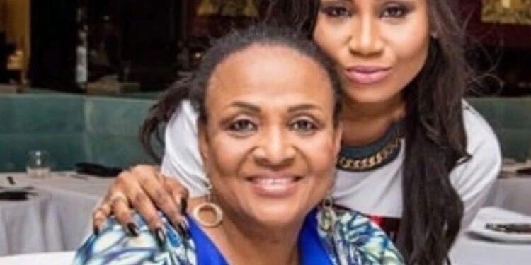 Oyo South Senator, Sharafadeen Alli, Remembers Abisola Kola-Daisi’s Selfless Service