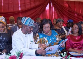Oyo ALGON Chairman, Sanda Sikiru Commends First Lady’s Support For Child Welfare, Development Of Oyo State