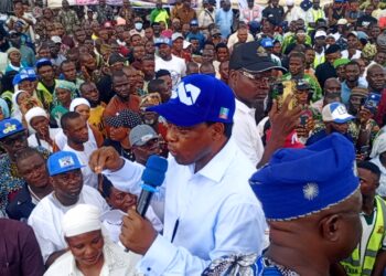 2027: Oyo South APC Candidate, Remi Oseni Rolls Out ₦50M Grants, 200 Solar Lights, 5 Boreholes To Ogunpa Market, Rallies Traders For Tinubu Re-Election