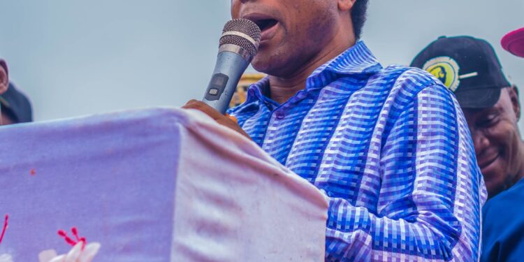 Oyo South 2027: “The More I Give, The More God Blesses Me” — Remi Oseni Recalls Days As Bus Conductor, Supports Widows With ₦10m, Condemns Billboard Destruction