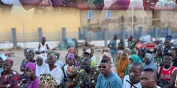 Oyo 2027: Makinde/Adekanmbi Youth Mobilisation Director, Bolarinwa Consults Bodija Youths, Canvasses Votes For APM