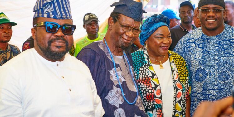 Oyo Central APM Candidate, Ajadi Lauds Oyo Elders’ Council Member, Ogunlade’s Contribution To Political Leadership And Community Development