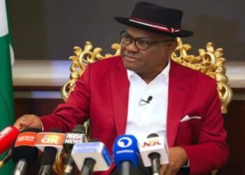 From PDP Power Broker To APC Errand Boy: Wike Deserts PDP In Broad Daylight, Begs FCT PDP Members To Work For Tinubu, APC